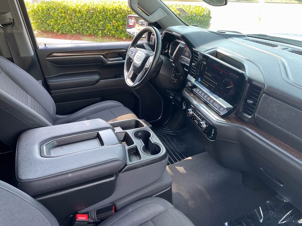 2024 GMC Sierra 1500 SLE