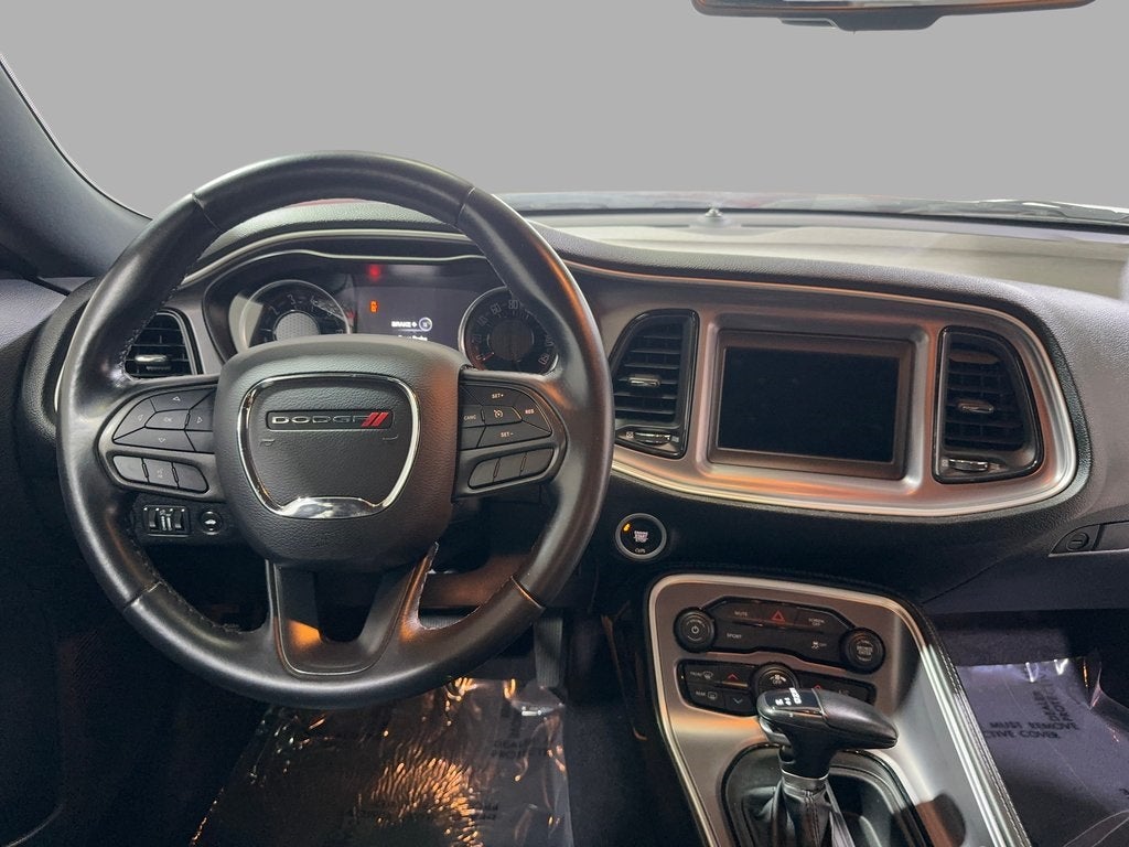 2022 Dodge Challenger SXT