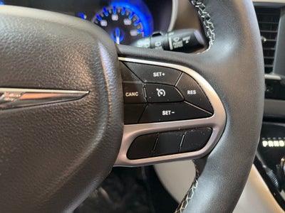 2022 Chrysler Voyager LX