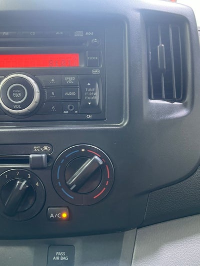 2015 Nissan NV200 S