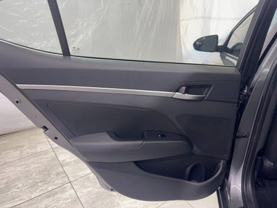 2020 Hyundai Elantra SE