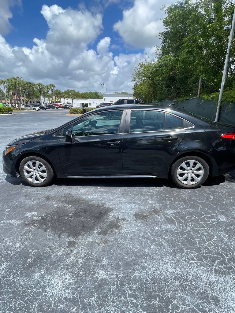 2022 Toyota Corolla LE