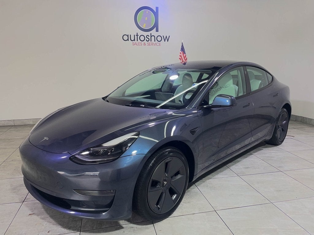 2023 Tesla Model 3 Base