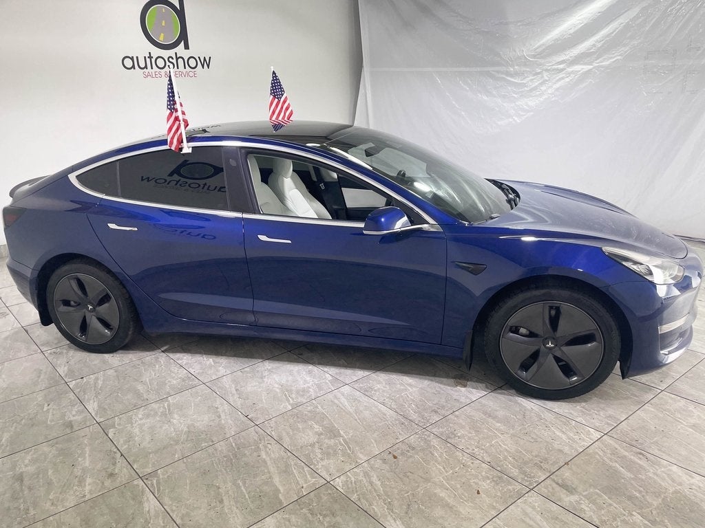2019 Tesla Model 3 Standard Range Plus