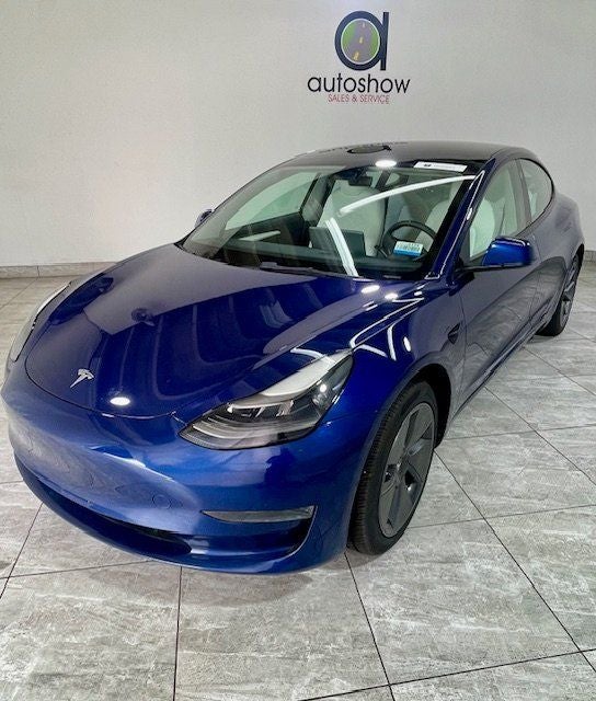2023 Tesla Model 3 Base