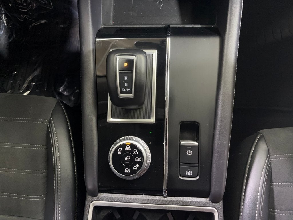 2024 Mitsubishi Outlander SE Black Edition w/Pano Roof