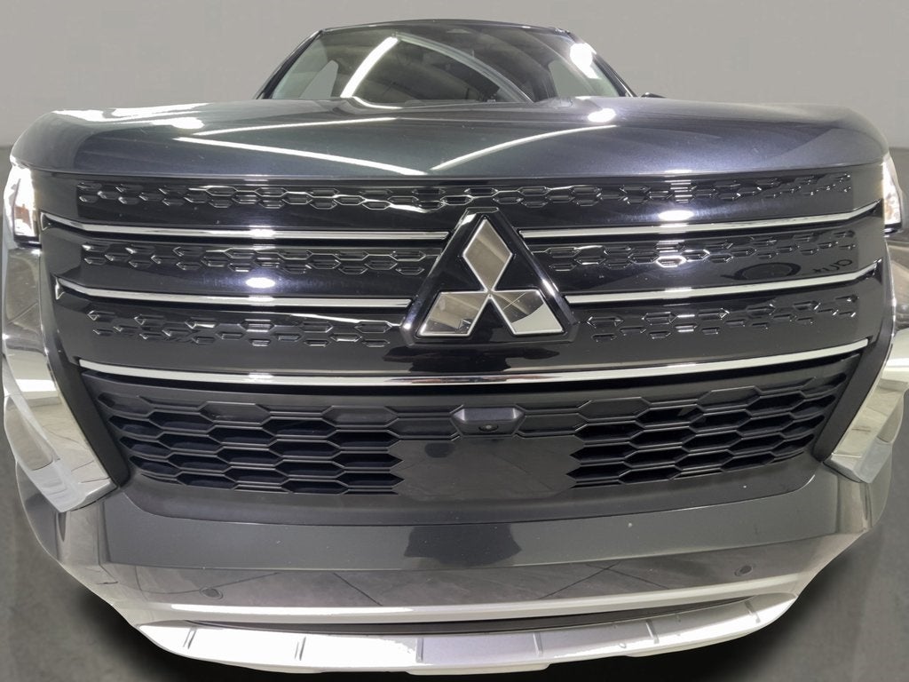 2024 Mitsubishi Outlander SE Black Edition w/Pano Roof