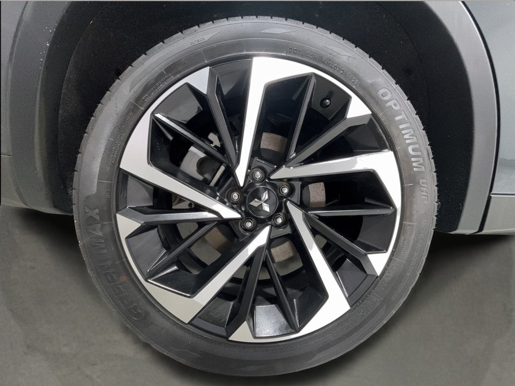 2024 Mitsubishi Outlander SE Black Edition w/Pano Roof