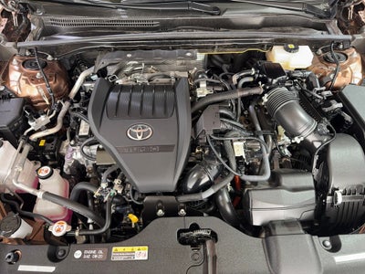 2025 Toyota Crown Platinum