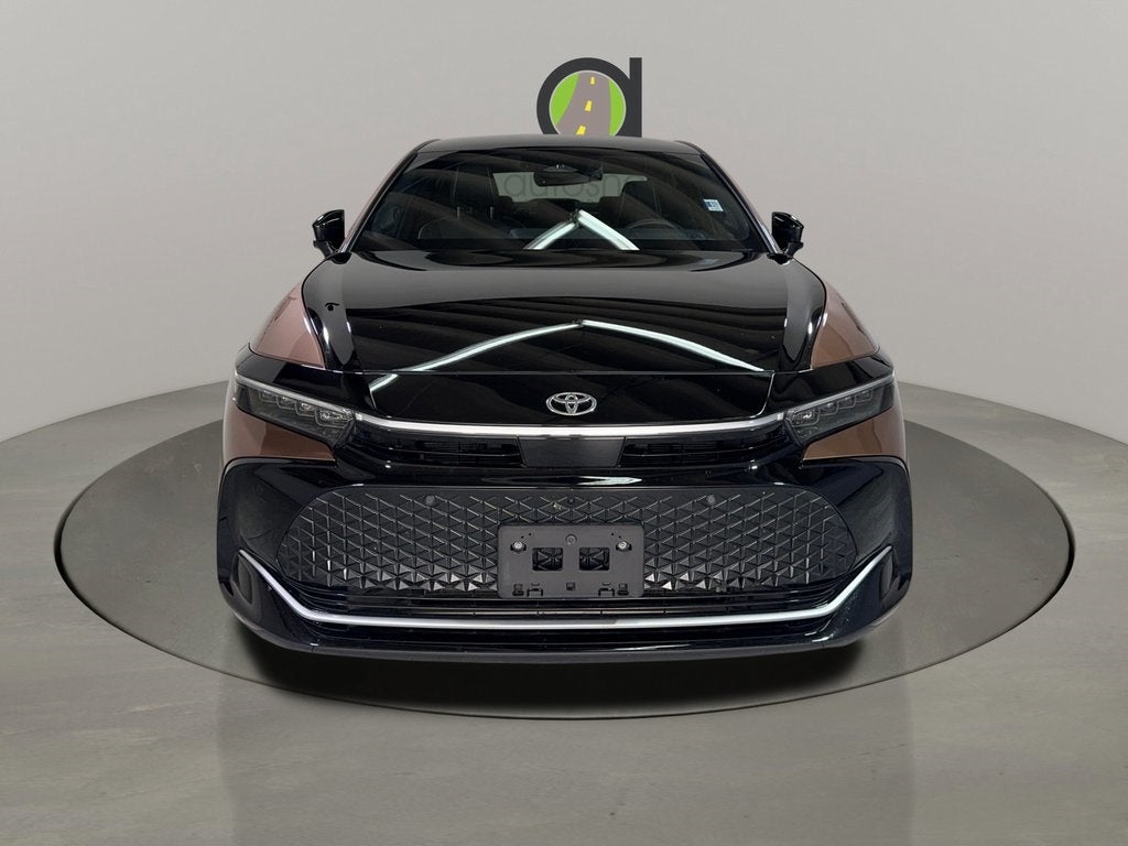 2025 Toyota Crown Platinum