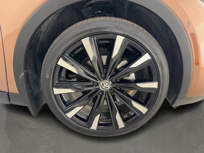 2025 Toyota Crown Platinum