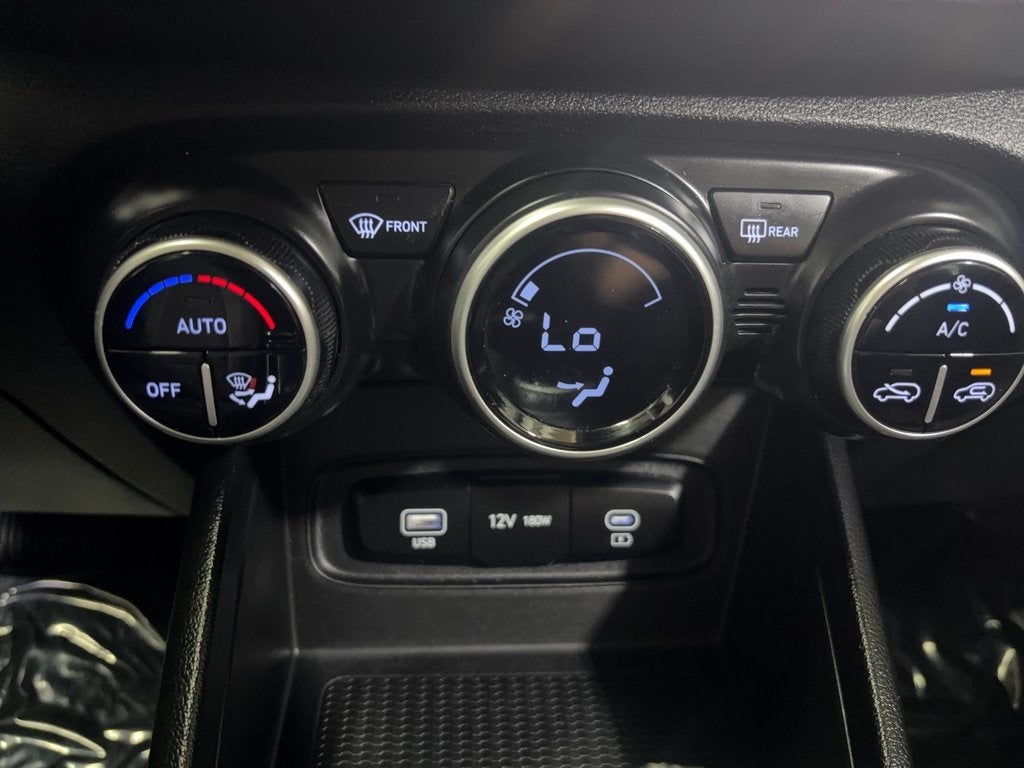 2023 Hyundai Venue SEL