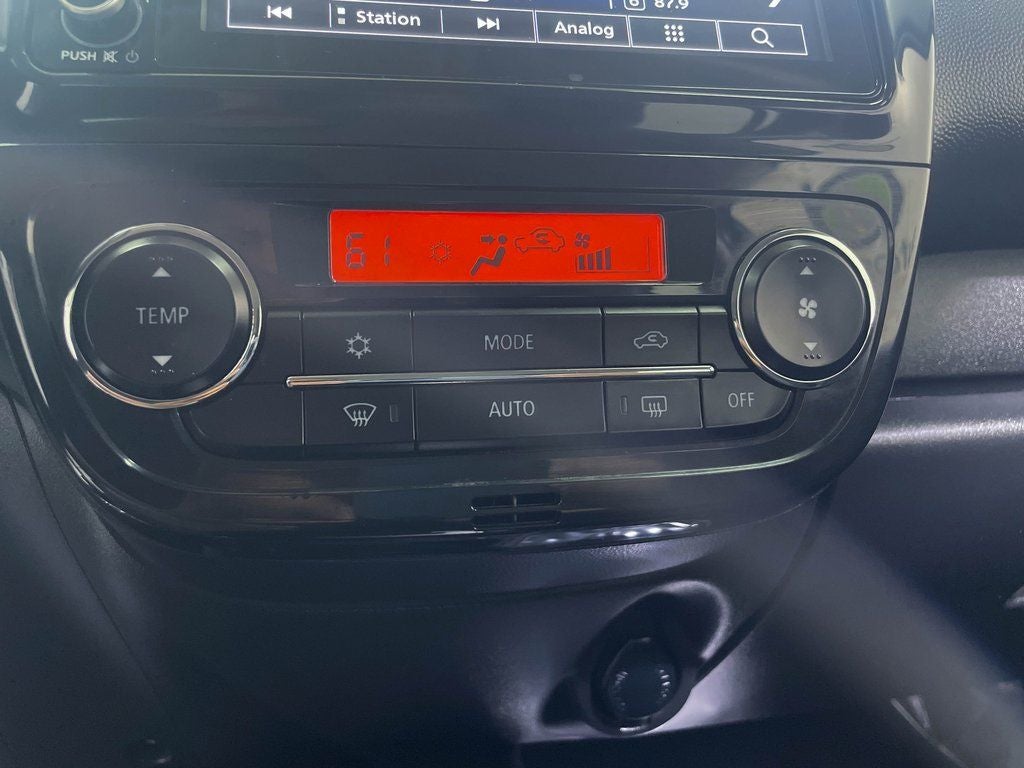 2024 Mitsubishi Mirage ES