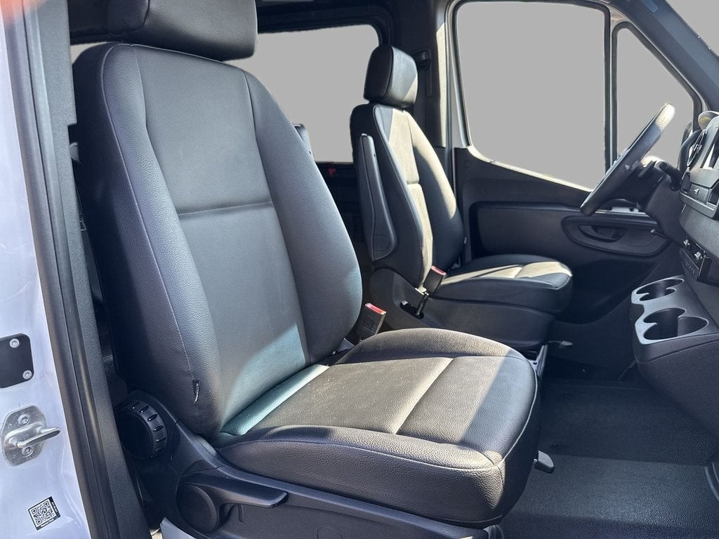2023 Mercedes-Benz Sprinter 2500 Passenger 144 WB