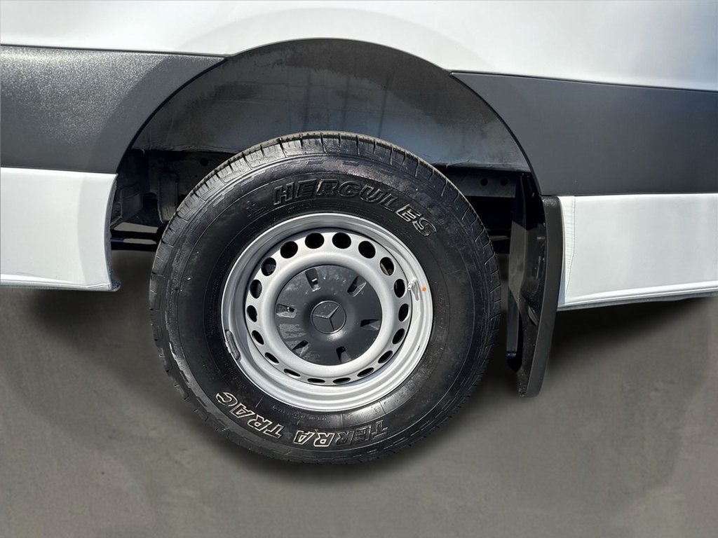 2023 Mercedes-Benz Sprinter 2500 Passenger 144 WB