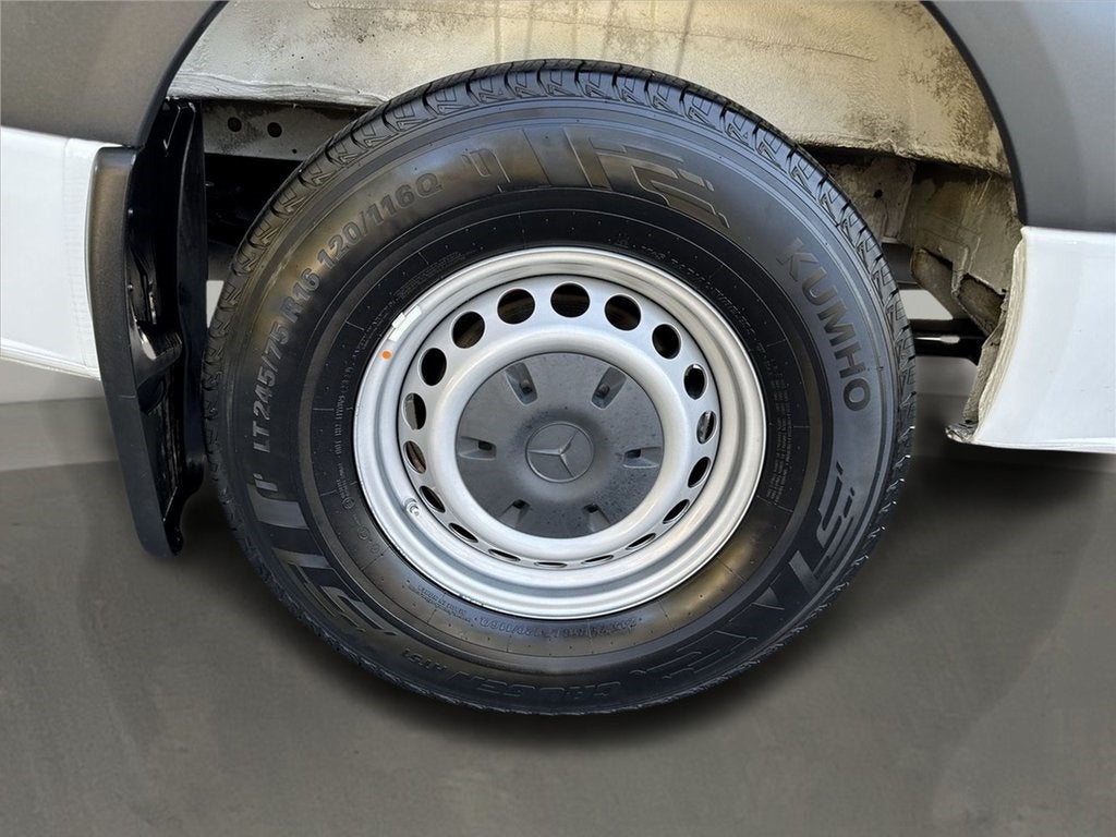 2023 Mercedes-Benz Sprinter 2500 Passenger 144 WB