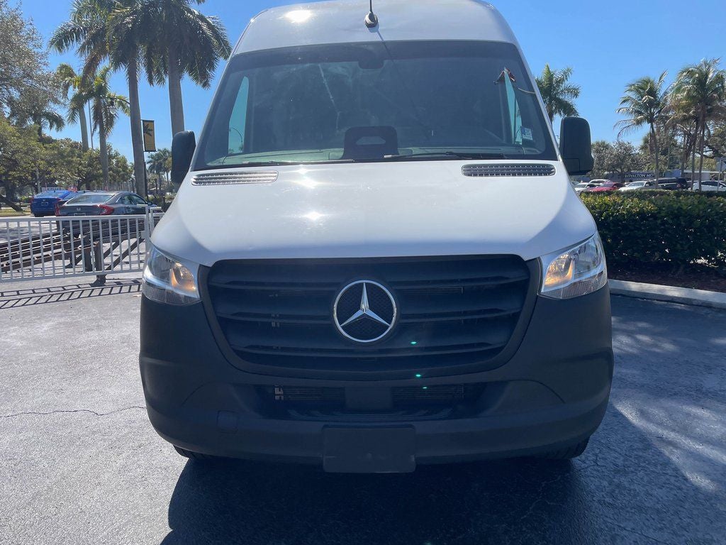 2025 Mercedes-Benz Sprinter 2500 Passenger 170 WB High Roof