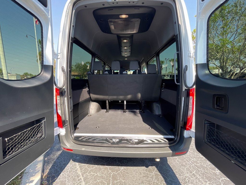 2025 Mercedes-Benz Sprinter 2500 Passenger 170 WB High Roof