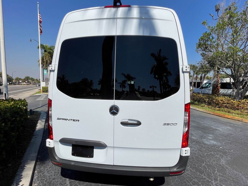 2025 Mercedes-Benz Sprinter 2500 Passenger 170 WB High Roof