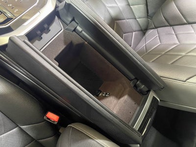 2025 BMW 7 Series 740i xDrive