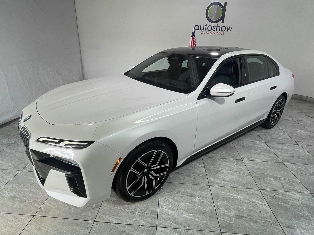 2025 BMW 7 Series 740i xDrive