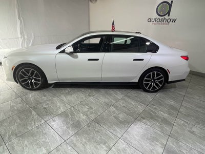 2025 BMW 7 Series 740i xDrive