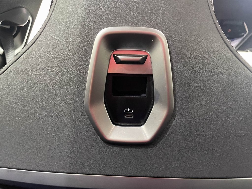 2025 BMW 7 Series 740i xDrive