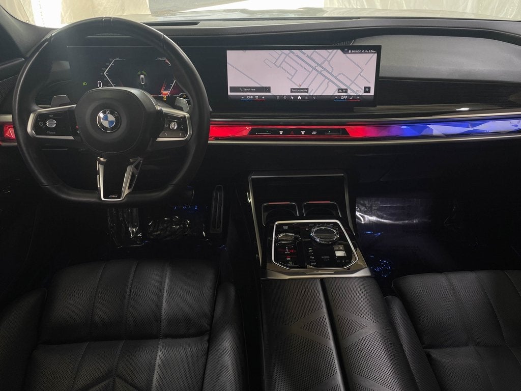 2025 BMW 7 Series 740i xDrive