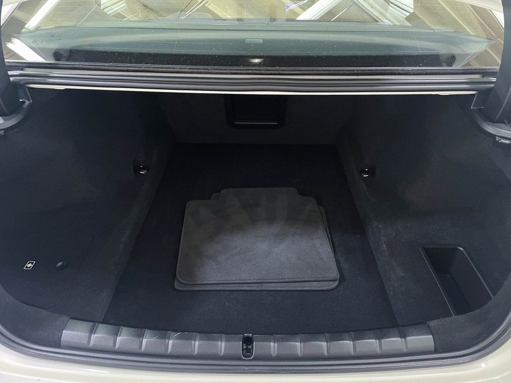 2025 BMW 7 Series 740i xDrive