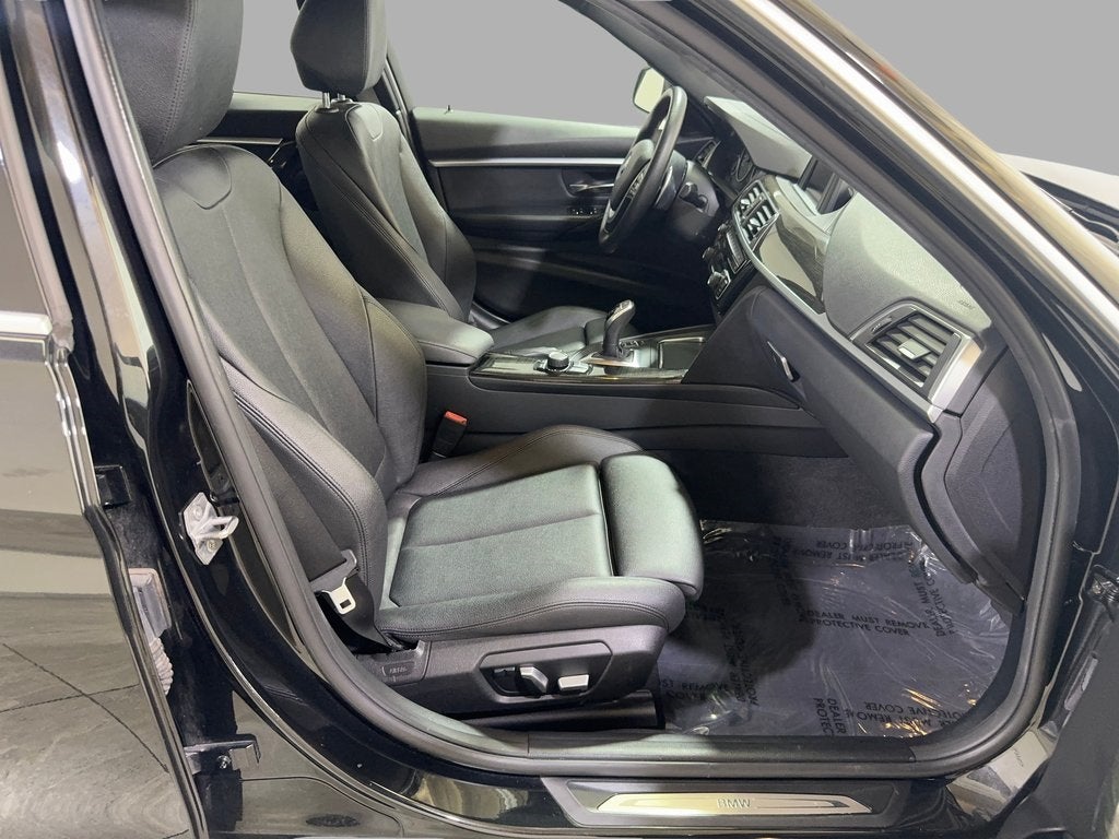 2018 BMW 3 Series 330i