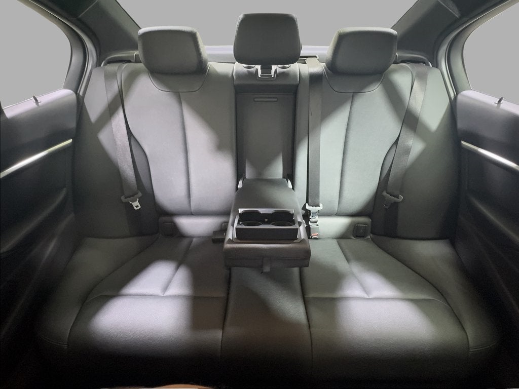 2018 BMW 3 Series 330i