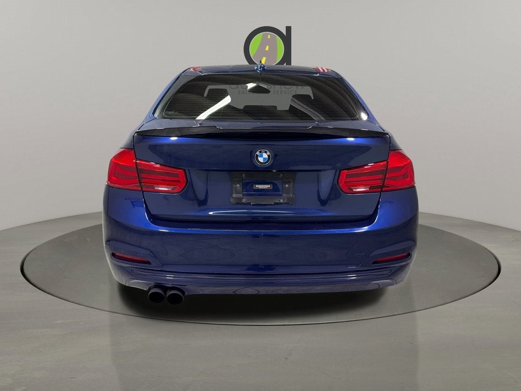 2018 BMW 3 Series 330i xDrive