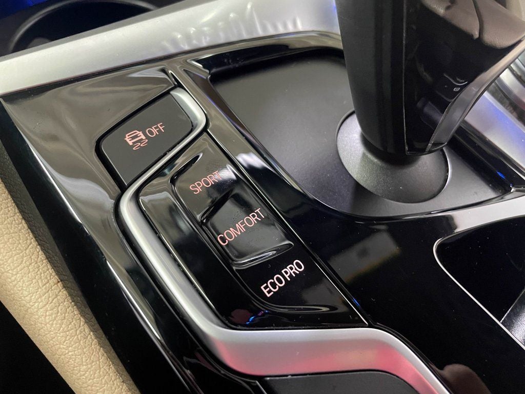 2017 BMW 5 Series 530i