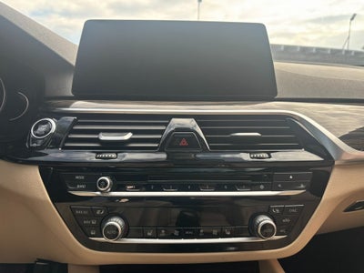 2017 BMW 5 Series 530i