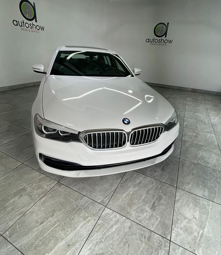 2018 BMW 5 Series 530i