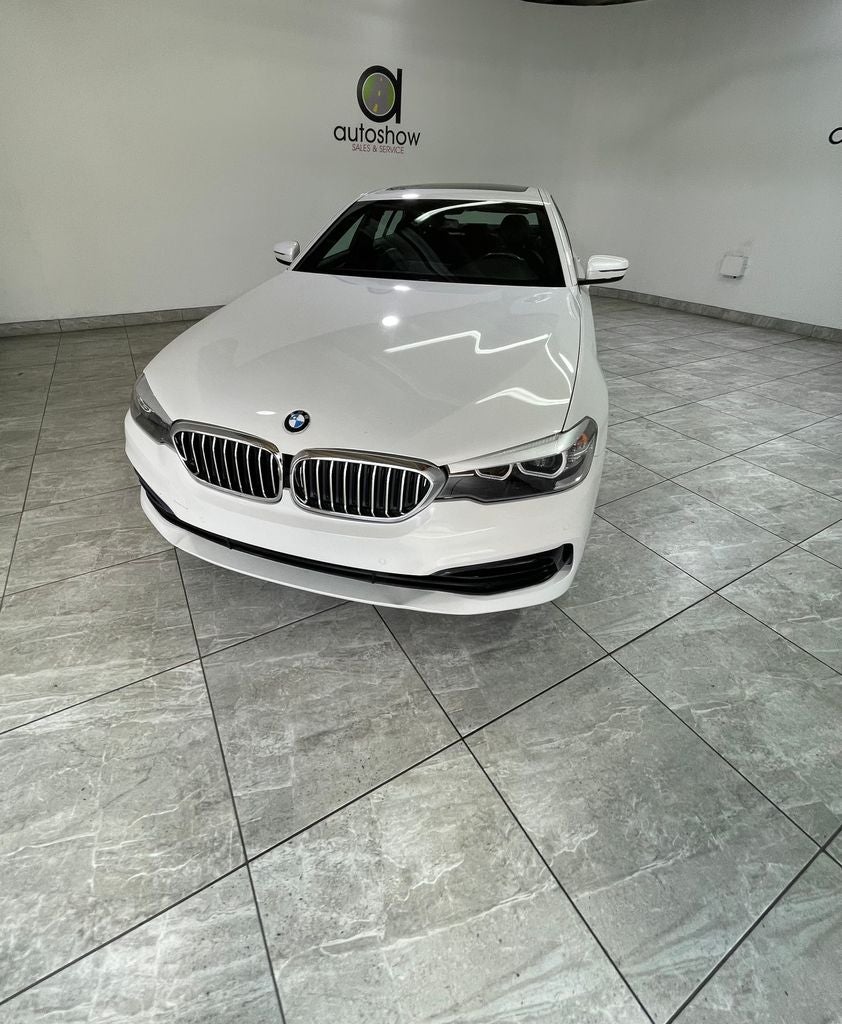 2018 BMW 5 Series 530i
