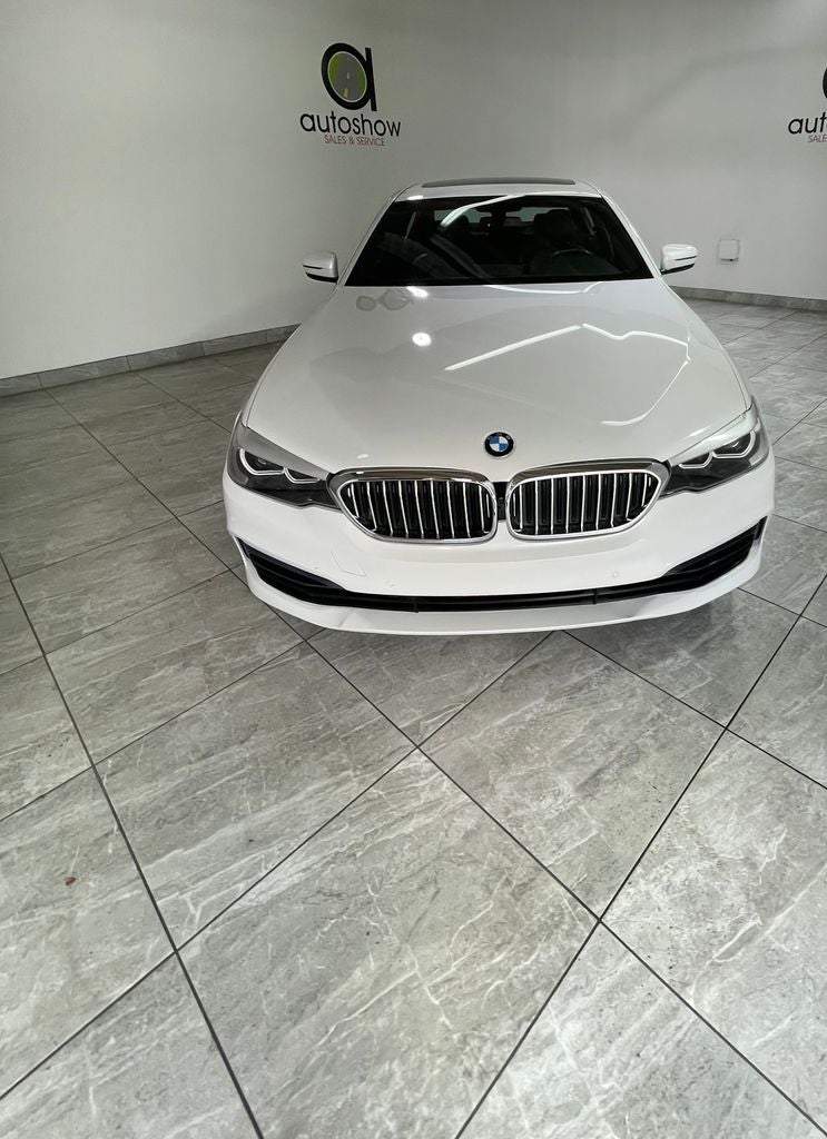 2018 BMW 5 Series 530i