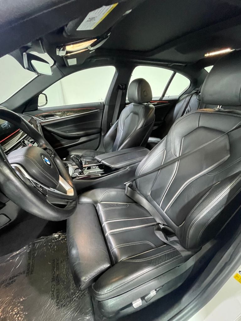 2018 BMW 5 Series 530i