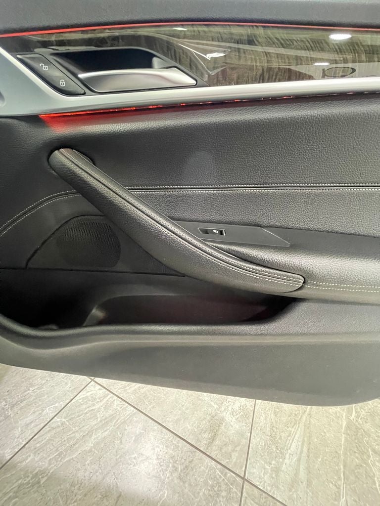 2018 BMW 5 Series 530i