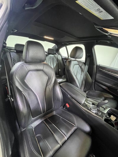 2018 BMW 5 Series 530i