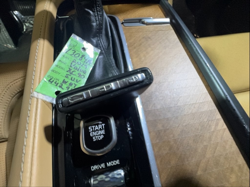 2019 Volvo XC90 T6 Inscription