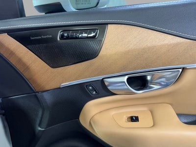 2019 Volvo XC90 T6 Inscription